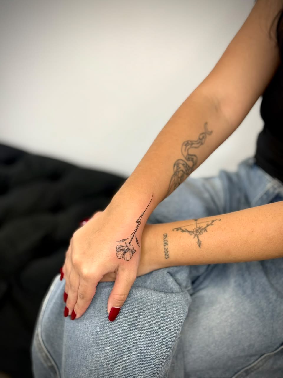 Tatuagem Traço Fino - João Mattos